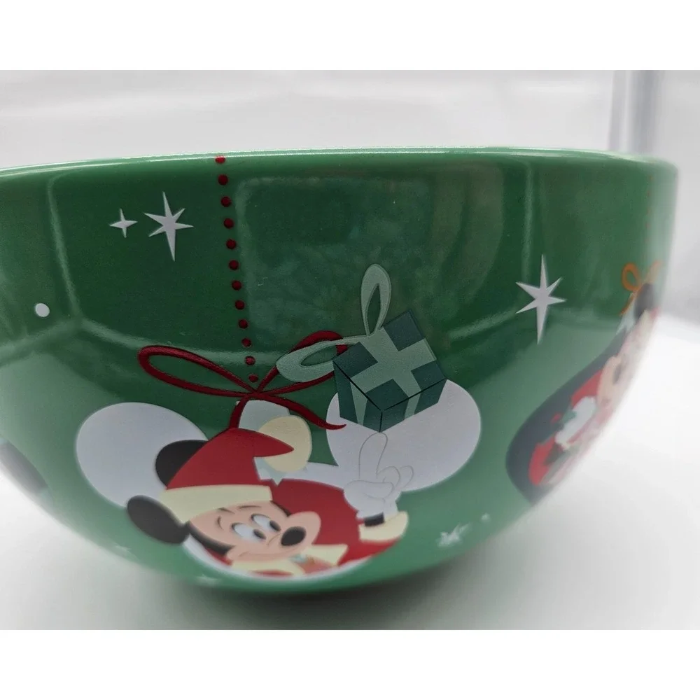 Disney Christmas Serving Bowl‎ Green Mickey Minnie Goofy Donald Holiday Ceramic